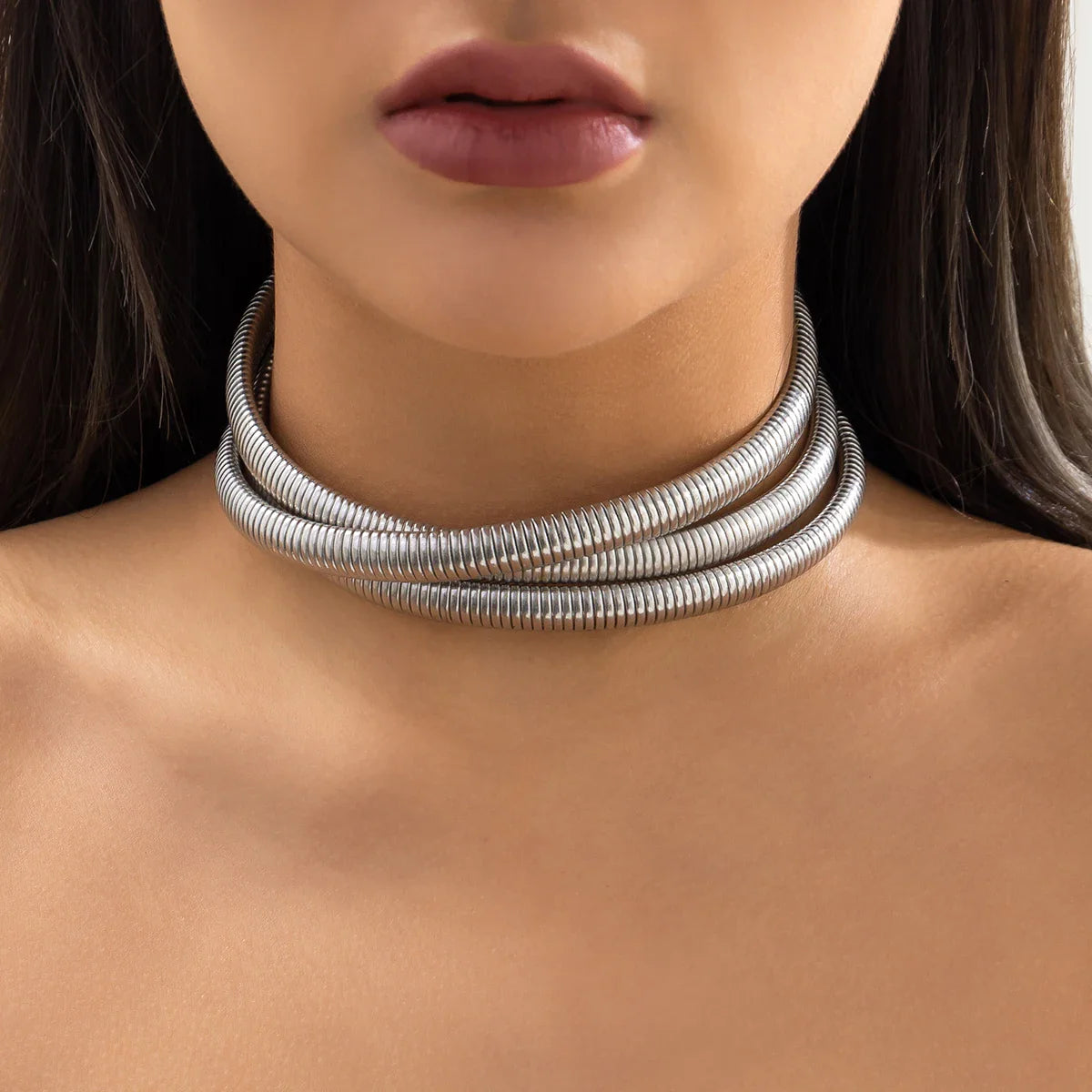 Nyx Spiral Choker