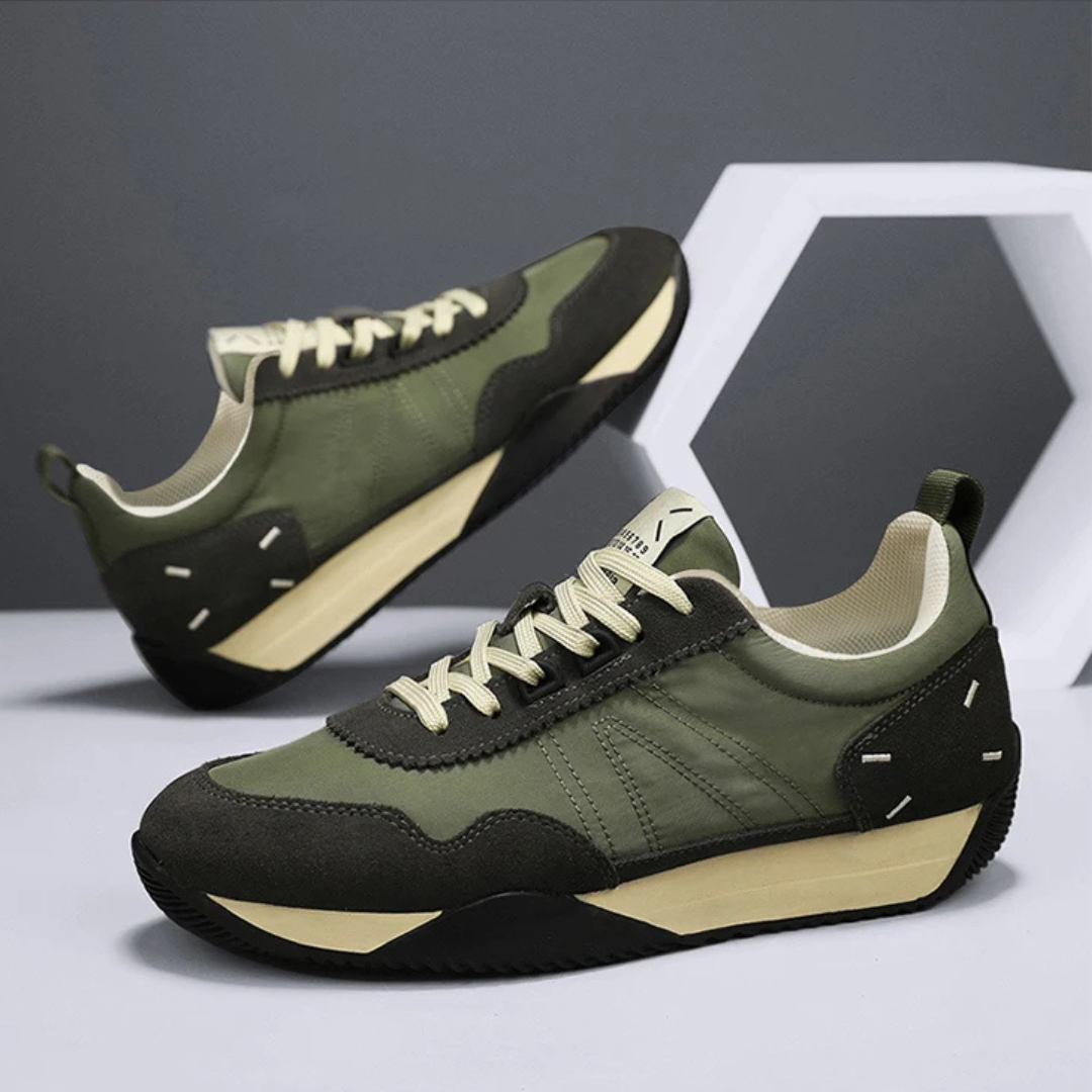 Vanta '84 Runners - Axel Ross