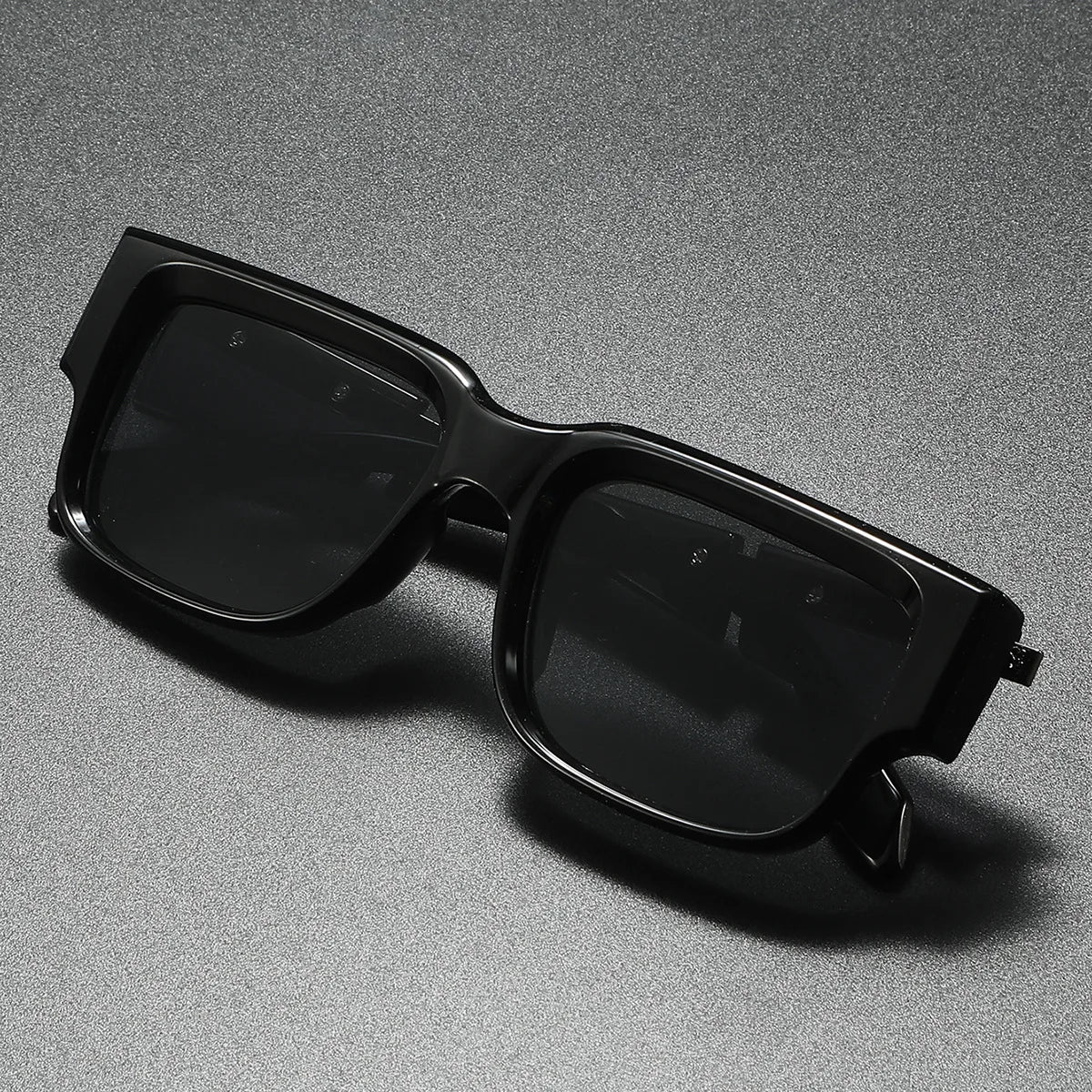 Jexford Shades - Axel Ross