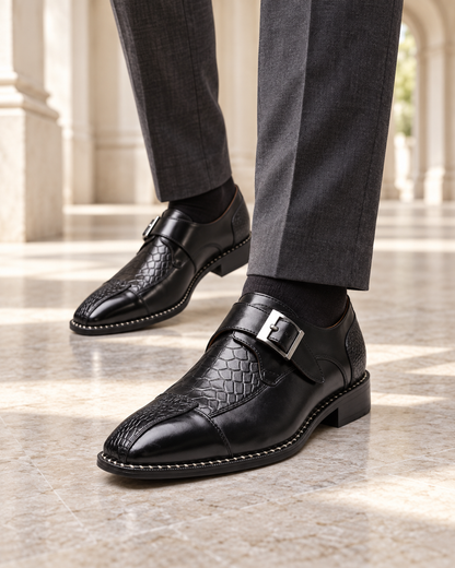 Varello Monk-Strap Shoes in Black - black worn